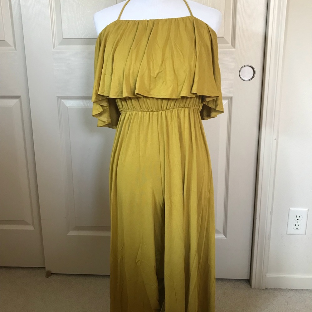 yellow jumpsuit